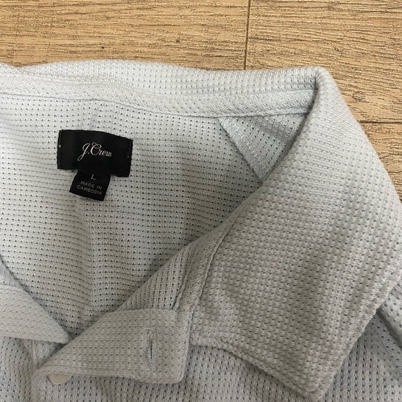 J crew summer shirts size us L ( light blue ) - Picture 2 of 2